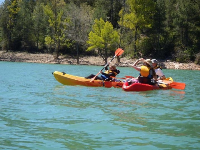  Canoeing for all ages 